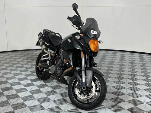 KTM 990 Supermoto