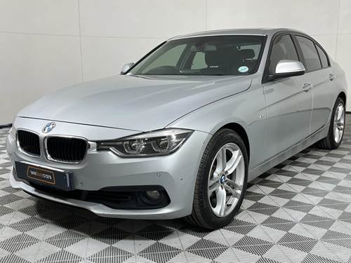 BMW 320i (F30) Auto