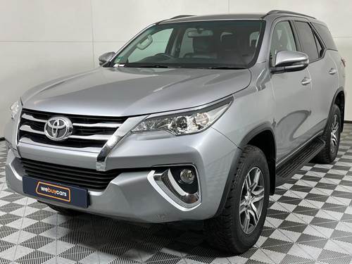 Toyota Fortuner V 2.4 GD-6 Raised Body Auto