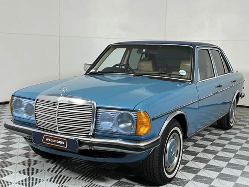 Mercedes Benz 200 (W 123)