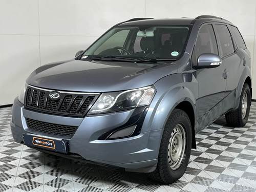 Mahindra XUV 500 2.2 (W4) mHawk 7 Seater ()