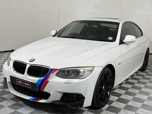 BMW 320i (E92) Coupe