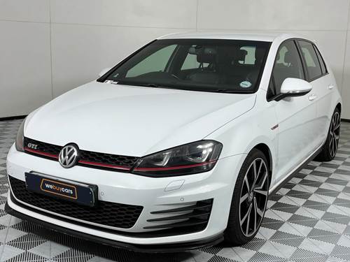 Volkswagen (VW) Golf 7 GTi 2.0 TSi DSG