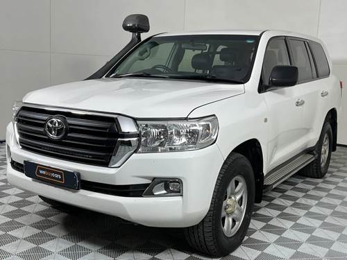 Toyota Land Cruiser 200 GX 4.5D V8 Auto