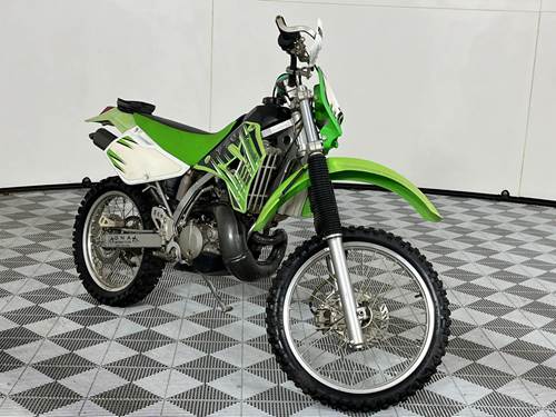 Kawasaki KDX 200