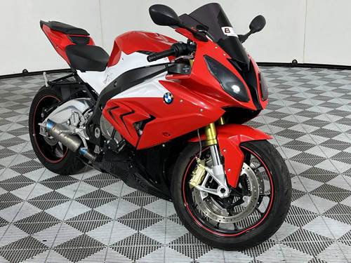 BMW S1000RR (146 kW)