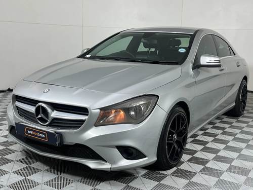 Mercedes Benz CLA 200 Auto