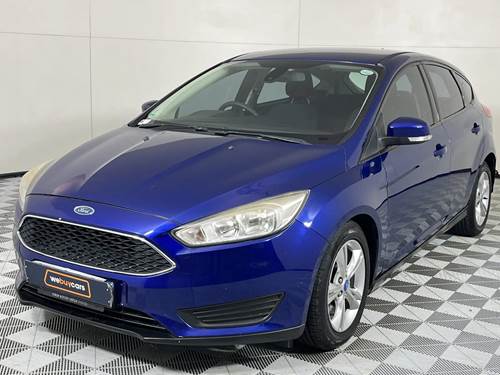 Ford Focus 1.0 EcoBoost Ambiente Sedan