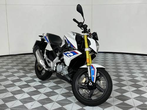 BMW G310 R