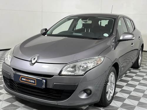 Renault Megane III 1.6 Dynamique 5 Door