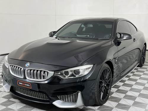 BMW M4 Coupe M-DCT