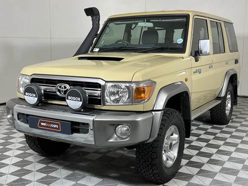 Toyota Land Cruiser 76 4.5 Diesel Station Wagon