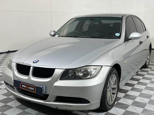 BMW 320i (E90) Auto