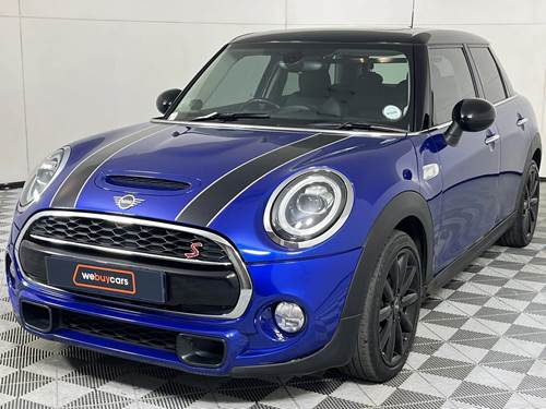 MINI Cooper S Mark V (141 kW) (XU922) Steptronic 5 Doors