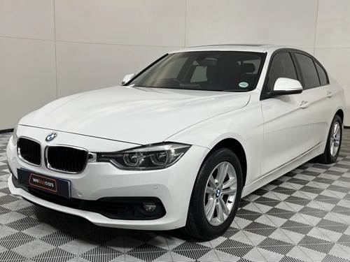 BMW 318i (F30) Auto