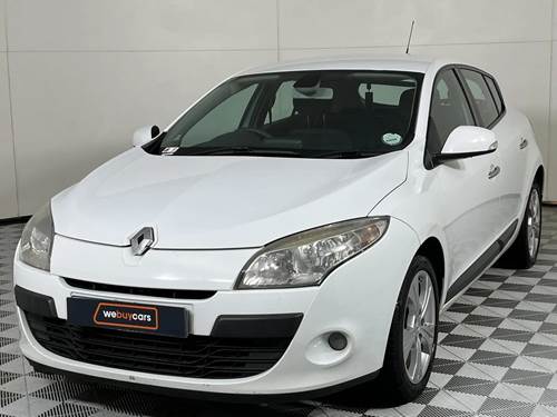 Renault Megane III 1.6 Dynamique 5 Door