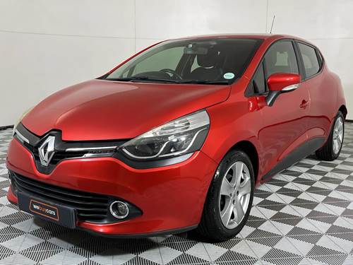 Renault Clio IV 900T (66kW) Expression 5 Door