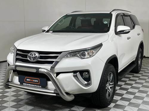 Toyota Fortuner IV 2.7 VVTi Raised Body 2X4 Auto