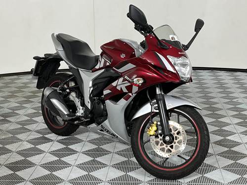 Suzuki GSX 150 F