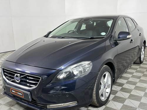 Volvo V40 T3 Kinetic