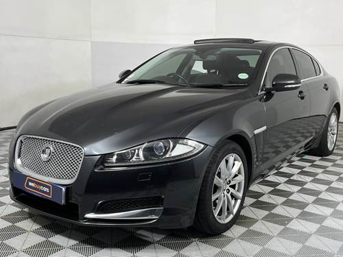 Jaguar XF 2.0 i4 Luxury