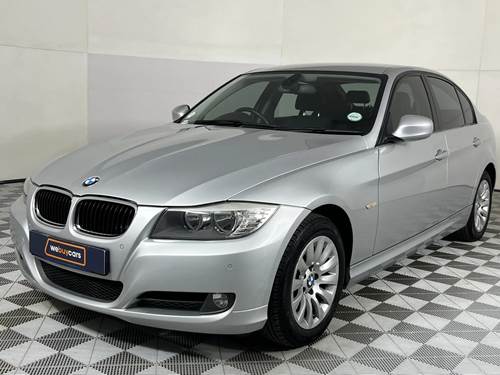 BMW 320i (E90) Auto II