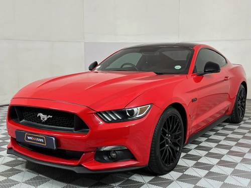 Ford Mustang 5.0 GT Fastback auto