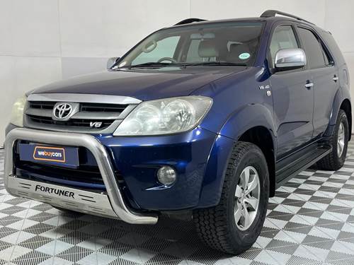 Toyota Fortuner I 4.0 V6 Raised Body