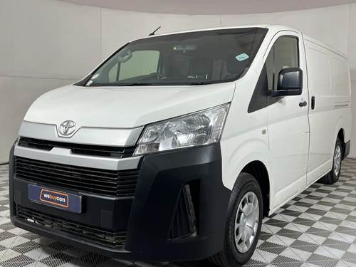 Toyota Quantum 2.8 LWB Panel Van