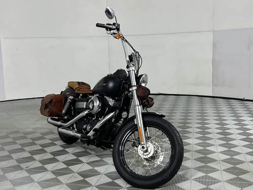 Harley-Davidson Dyna Street Bob (FXDC)