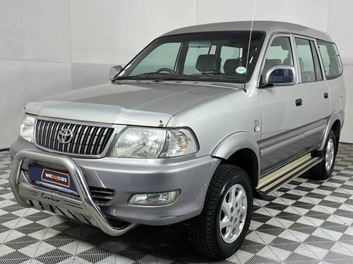 Toyota Condor 2400i 4X4 TX