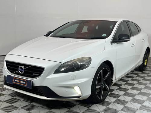 Volvo V40 D2 R-Design (84 kW)