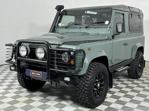 Land Rover Defender 90 2.2 D Station Wagon