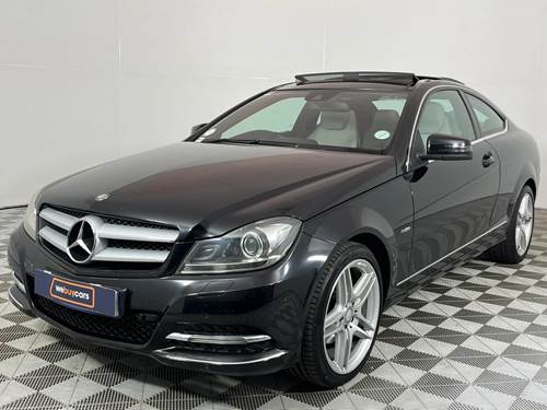 Mercedes Benz C 180 Blue Efficiency Coupe 7G-Tronic Plus