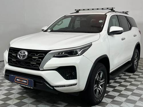 Toyota Fortuner V 2.4 GD-6 Raised Body Auto