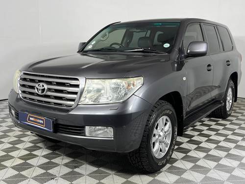 Toyota Land Cruiser 200 VX V8 TD Auto