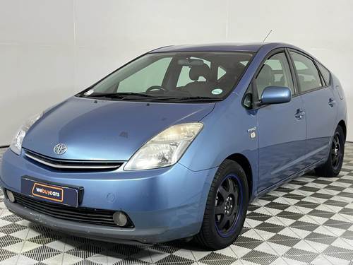 Toyota Prius 1.5 CVT