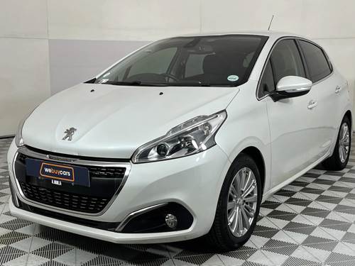 Peugeot 208 1.2T Allure