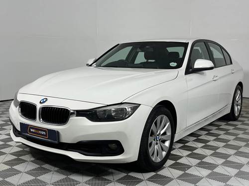 BMW 318i (F30) Auto