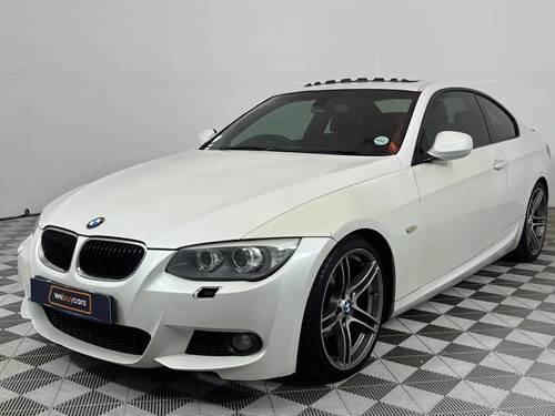 BMW 320i (E92) Coupe