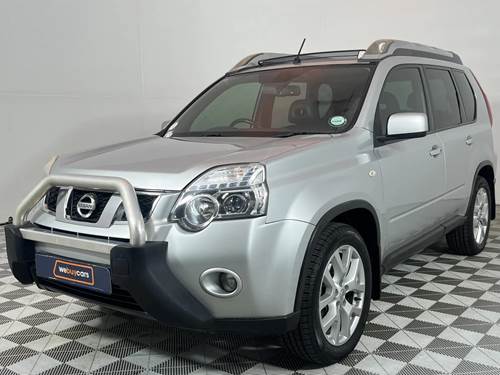 Nissan X-Trail VI 2.5 LE 4X4 CVT