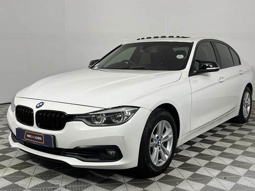 BMW 318i (F30) Auto