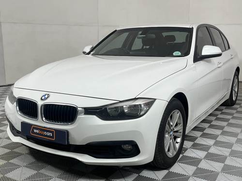 BMW 320i (F30) Auto