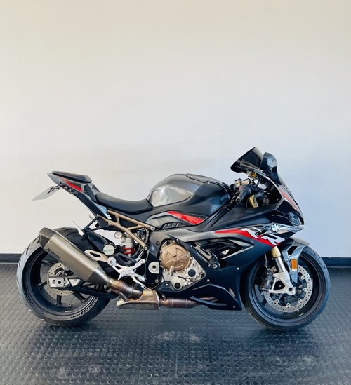 BMW S1000RR (152 kW)