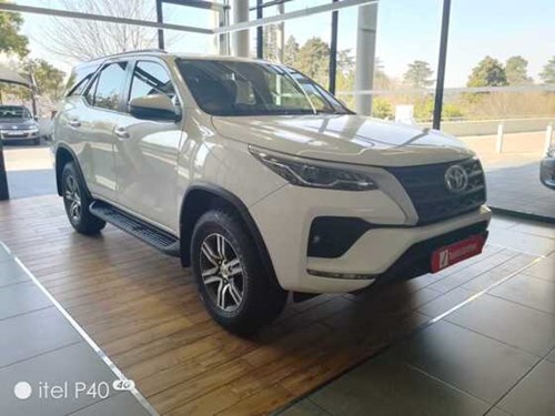 Toyota Fortuner 2.4 V GD-6 4x4 Auto