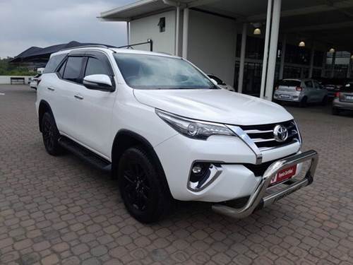 Toyota Fortuner IV 2.8 GD-6 Raised Body