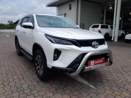 Toyota Fortuner VI 2.4GD-6 Raised Body Auto