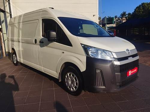 Toyota Quantum 2.8 SLWB Panel Van