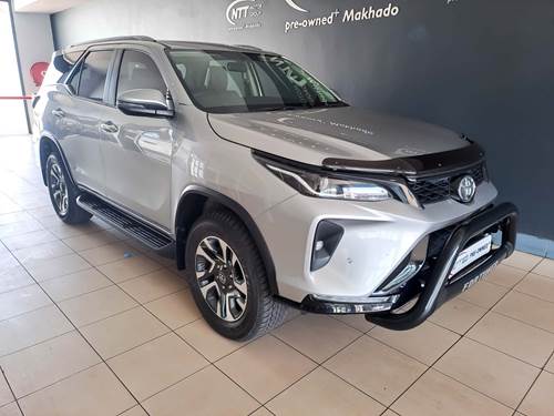 Toyota Fortuner VI 2.4GD-6 Raised Body Auto