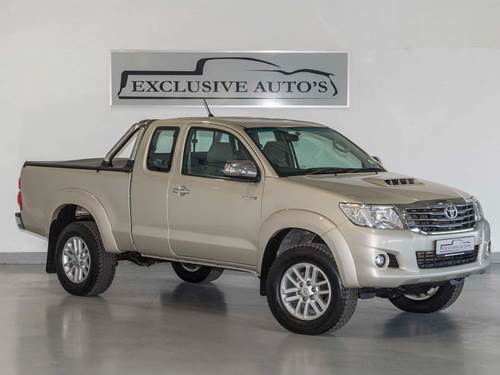 Toyota Hilux ( II) 3.0 D-4D Raider Xtra Cab